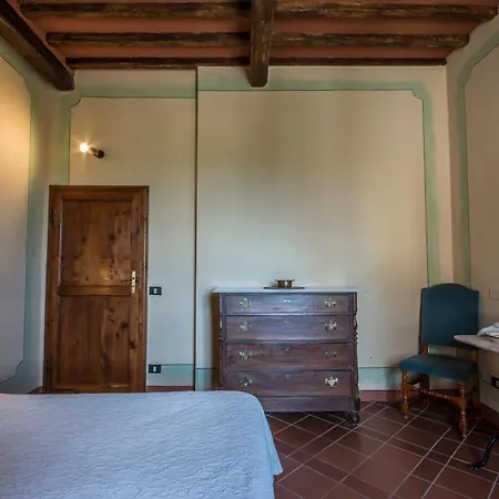 Di Castel Pietraio Apartment *