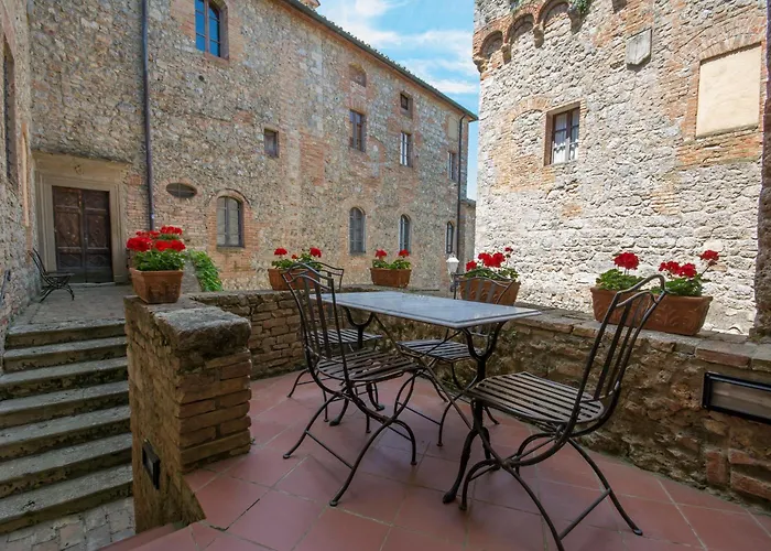 Apartment Di Castel Pietraio Monteriggioni